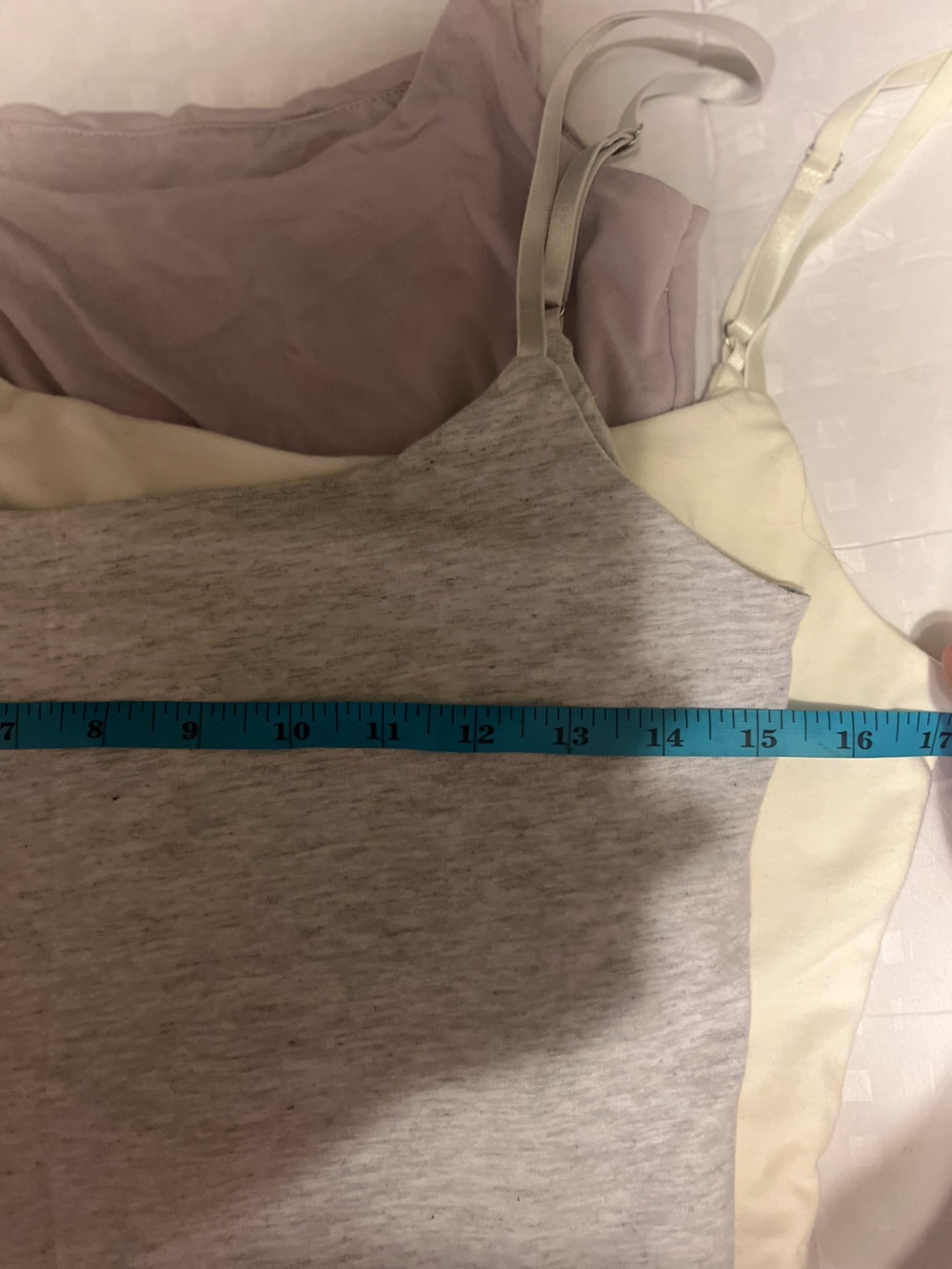 Tank top bundle - Picture 3 of 4